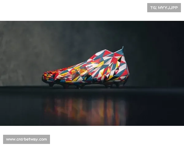 阿迪达斯发布智能足球内置传感器实时分析提升运动表现 阿迪达斯发布智能足球内置传感器实时分析提升运动表现