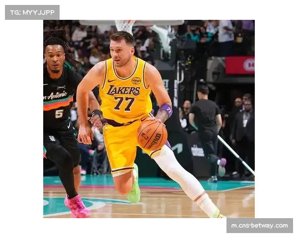 湖人进攻端依赖东契奇单核 詹姆斯缺阵暴露阵容深度问题